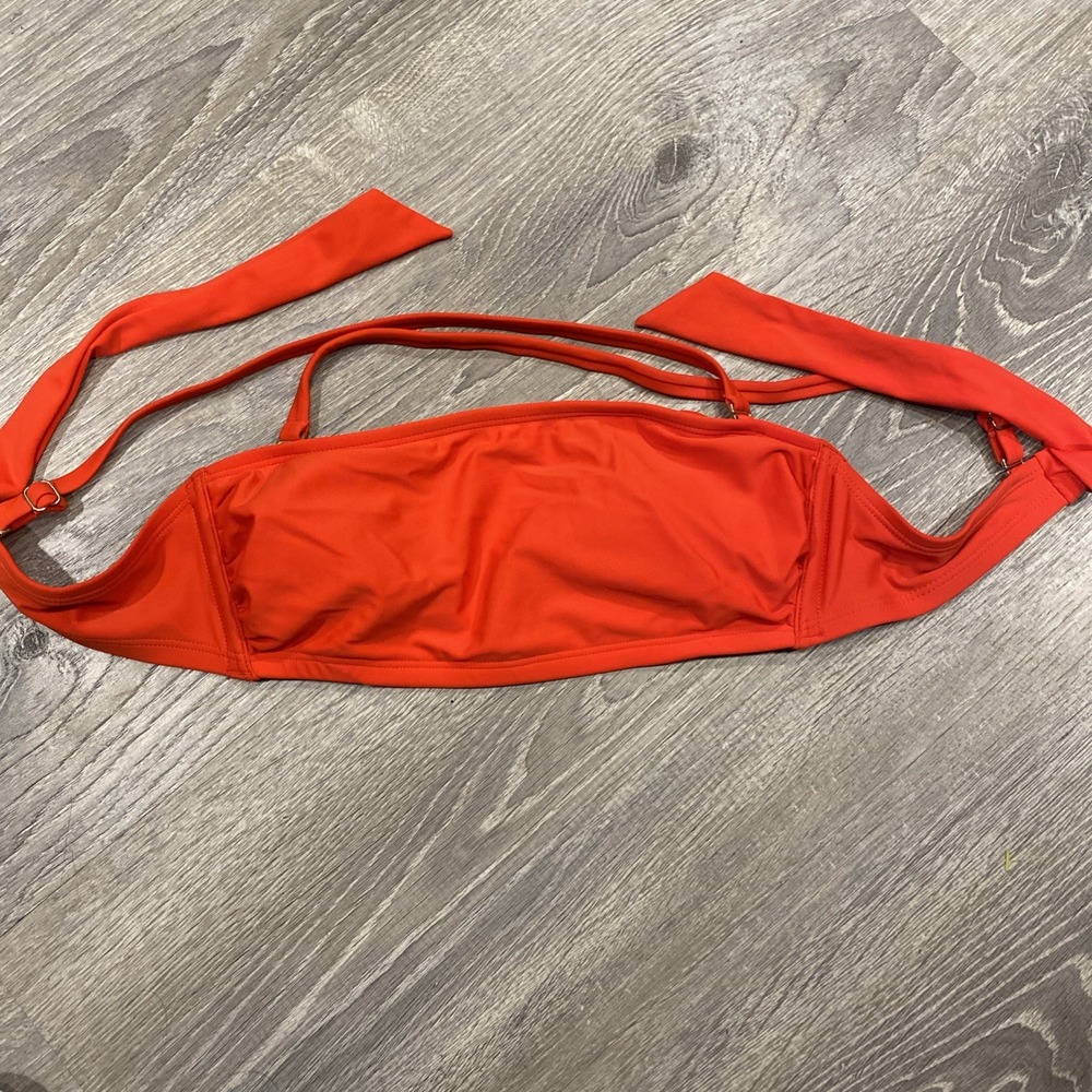 Xhilaration Size D/DD Womens Unlined Wireless Red Bikini‎ Top Removable Strap